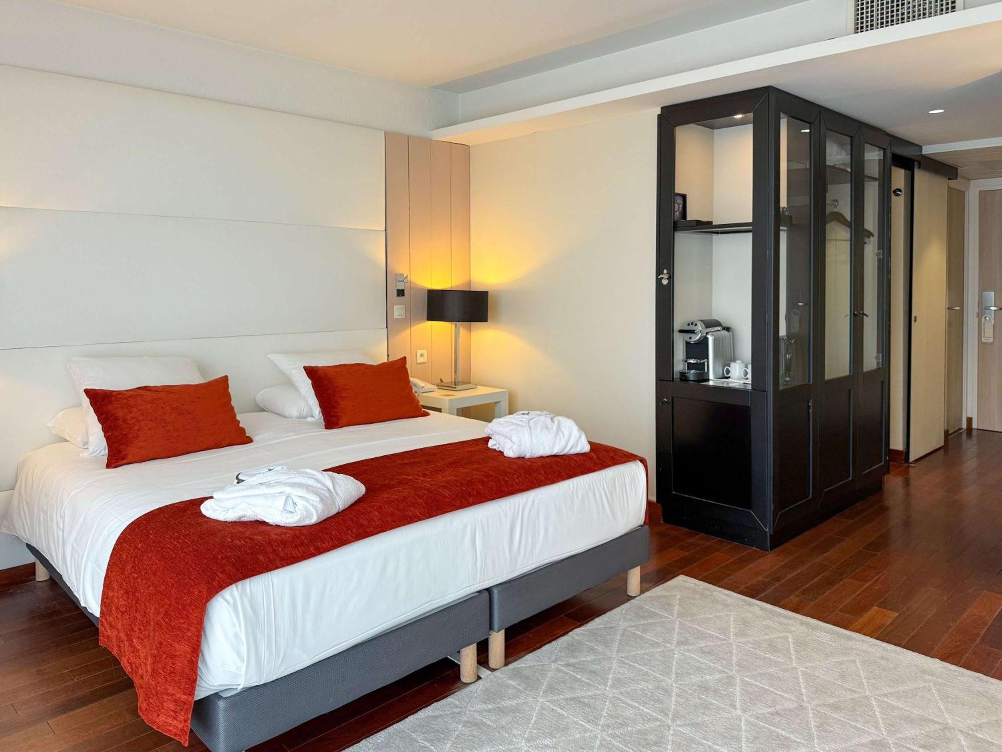 Mercure Dieppe La Presidence Exterior photo