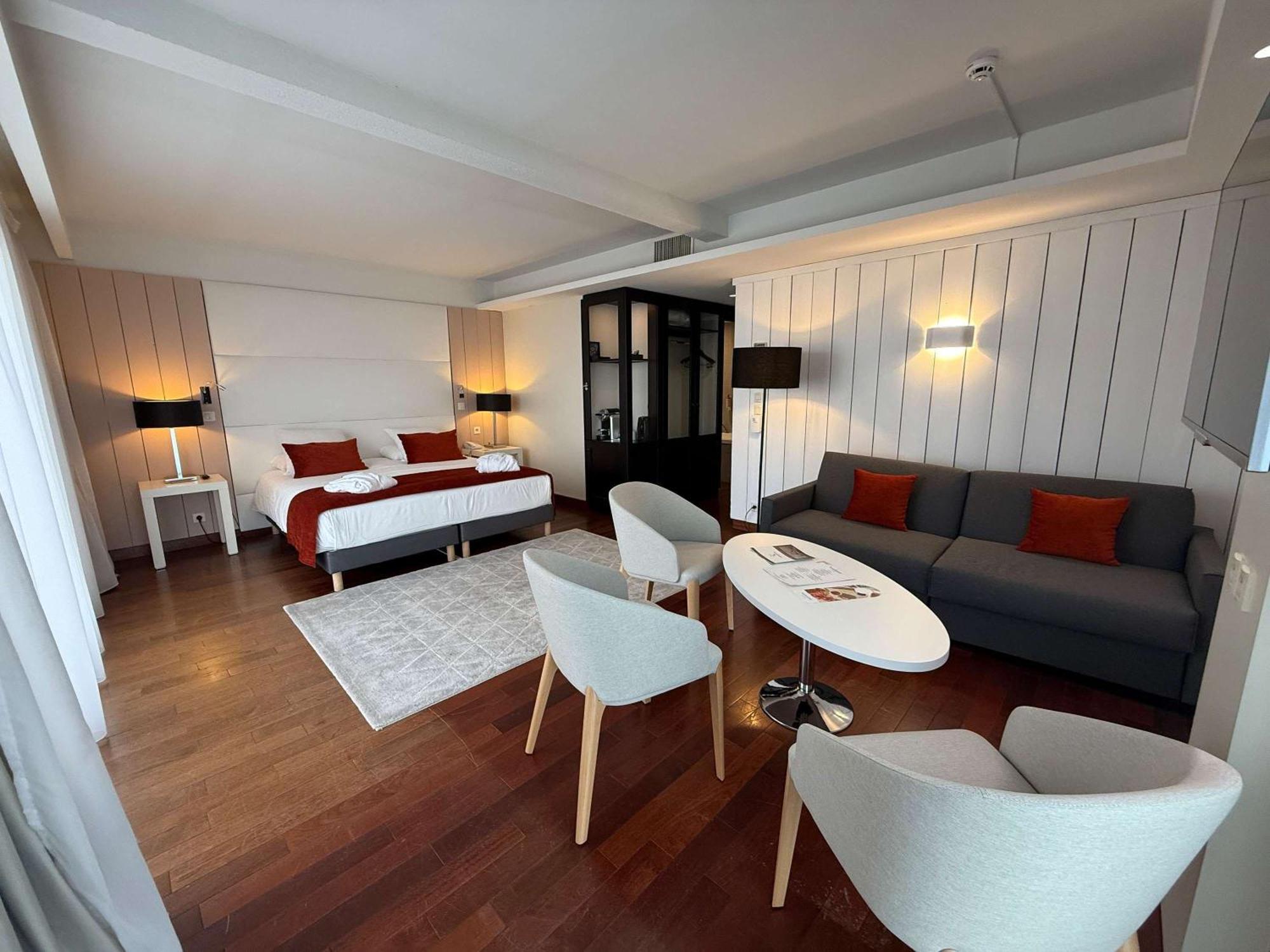 Mercure Dieppe La Presidence Exterior photo